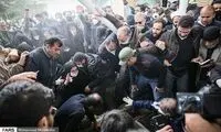 تشییع جنازه حسین اسداللهی خبرساز شد