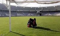 عکس: وداع همسر و دختر هادی نورزی