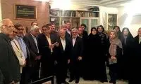 دیدار جمعی از نمایندگان با دختران موسوی