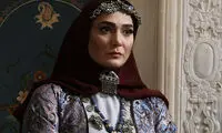 وقتی گریم زنان قاجار ببیننده را پر می‌دهد