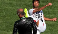عکس: تکواندو در فوتبال!