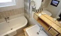 حمام آنلاین عجیب و غریب! / عکس