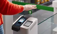 پرداخت پول با اسکن کف دست