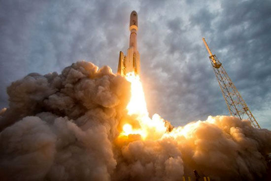 اسپیس ایکس، ۱۰ ماهواره به فضا می برد
