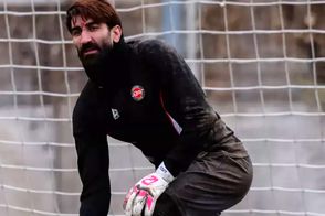 حرکات مجنون‌وار بیرانوند در آخر بازی با پرسپولیس!