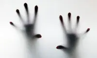 خودکشی می‌کنم، تا به من توجه کنی