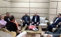 تاج در محل تمرین پرسپولیس حضور پیدا کرد