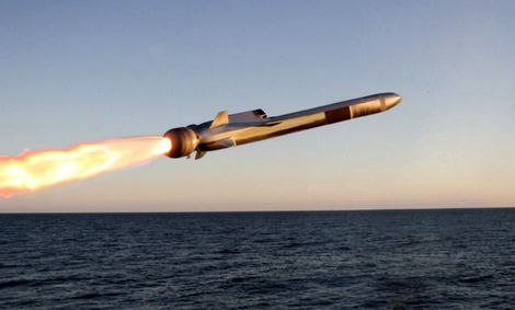 تصاویر زیبایی از تست موشک کروز ضد کشتی 