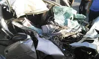 206 در تصادف با کامیون متلاشی شد +عکس
