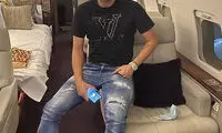 سردار آزمون در هواپیمای لاکچری