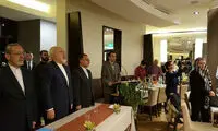 ظریف در جمع ایرانیان مقیم رومانی