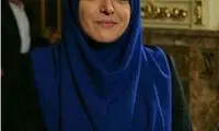 گوینده معروف خبر: خودم را خارج از مردم نمی‌دانم