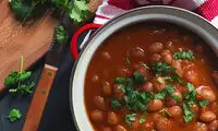 طرز تهیه خوراک لوبیا چیتی؛ خوشمزه و رژیمی