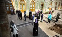 گپی با مسافران عقاب طلایی در کاخ گلستان