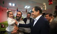 بازدید وزیر بهداشت از موسسه خیریه معلولان