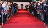 هنرمندان دسته جمعی یا با آژانس به فرش قرمز بیایند!