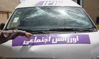 حمله مرد پرادو سوار به خودرو اورژانس+عکس