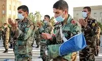 تصویر جالب از نماز عید فطر در دانشگاه افسری