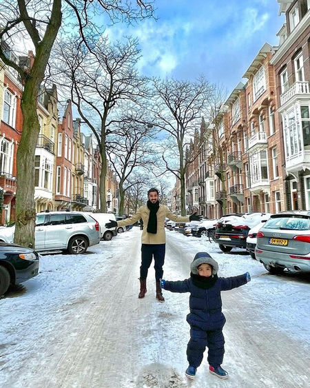 برف بازی رضا گوچی و پسرش در هلند