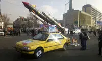 تاکسی حمل موشک در راهپیمایی ۲۲ بهمن