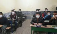 دانش‌ آموزان دهلرانی با ماسک سر کلاس رفتند