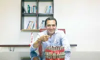 گفتگو با فریدون آسرایی؛ خواننده همیشه عاشق