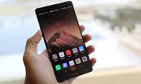 هوآوی میت 9 احتمالا اسکنر عنبیه چشم دارد