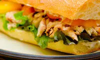 ساندویچ مرغ مکزیکی؛ راحت و خوشمزه