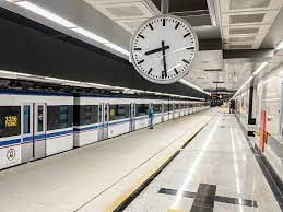 عکسی که از چالش 10 سالگی در متروی تهران وایرال شد