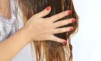 ۷ ماسک خانگی برای موهای خشک