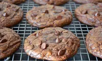 طرز تهیه شیرینی شکلاتی قهوه ای برای عید