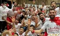 گلات قهرمانی در رختکن پرسپولیس