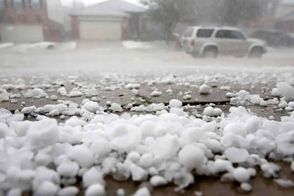 بارش کم‌سابقه تگرگ‌های بزرگ در موصل عراق