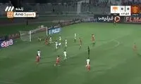 تهدید جدی دروازه فولاد با ضربه سر خطرناک شکاری 