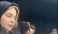 چهره ناراحت و متفاوت بهاره رهنما در صحنه تئاتر