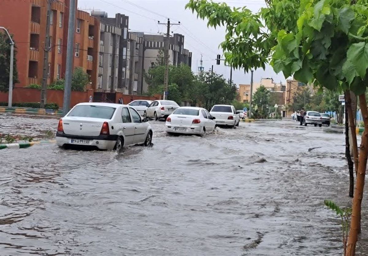 خوشحالی مردم استان هرمزگان از باران سیل آسا!