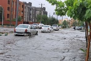 خوشحالی مردم استان هرمزگان  از باران سیل آسا!