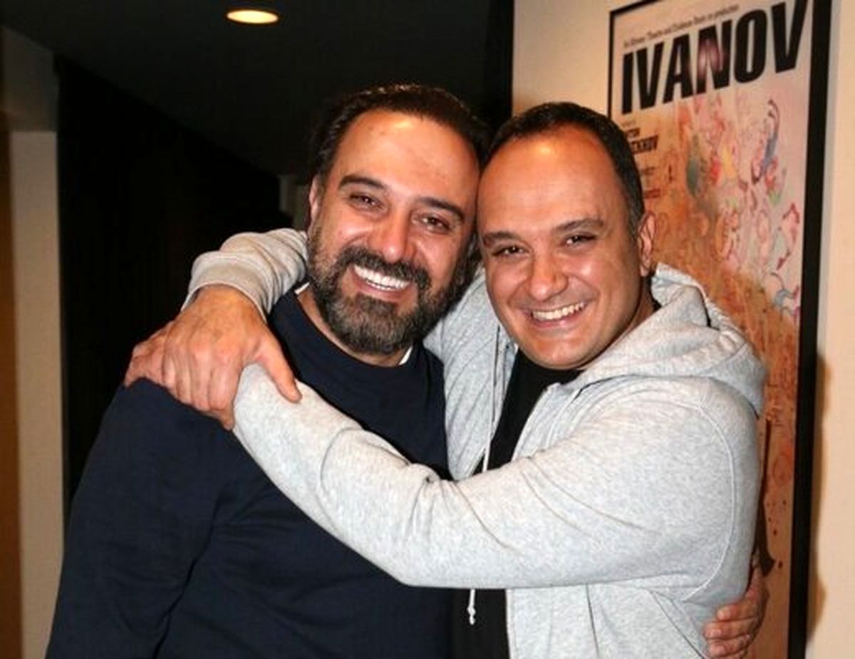 اجرای سرود مشهور مجاهدین خلق توسط برزو ارجمند و احسان کرمی!