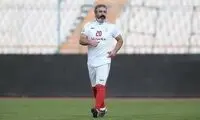 رهبری‌فر نصف پول قراردادش را برای گل و شیرینی می‌داد!