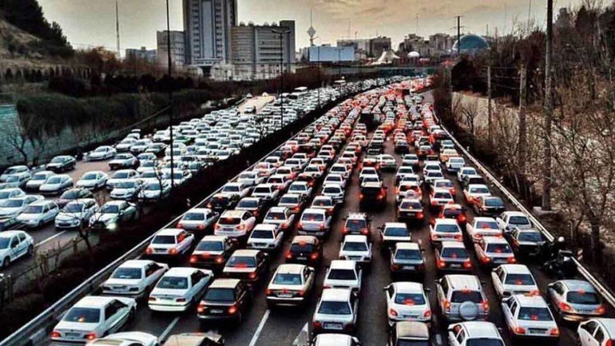 پایان تعطیلات، اتوبان قزوین - تهران را قفل کرد