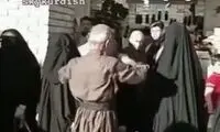تصاویر تکان‌دهنده از فروش زنان در بازار برده‌فروش‌ها توسط داعش!