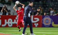 سرمربی پرسپولیس برای نجات اعتبار خود باید بجنگد!