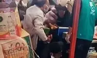 واکنش متفاوت چهره معروف به صف مرغ و روغن