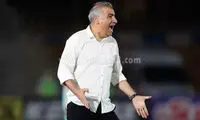 حرکت زشت ساکت الهامی با شاگردش وسط زمین مسابقه