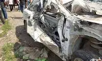تصاویری از هنرنمایی تویوتا کمری در نقش پراید!