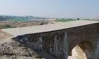 عکسی شوکه‌کننده از نحوه مرمت یک پل ساسانی