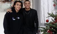 ظهور ناگهانی اتان امباپه در PSG!