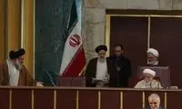 نگاه خاص رئیسی در عکسی که امروز منتشر شد