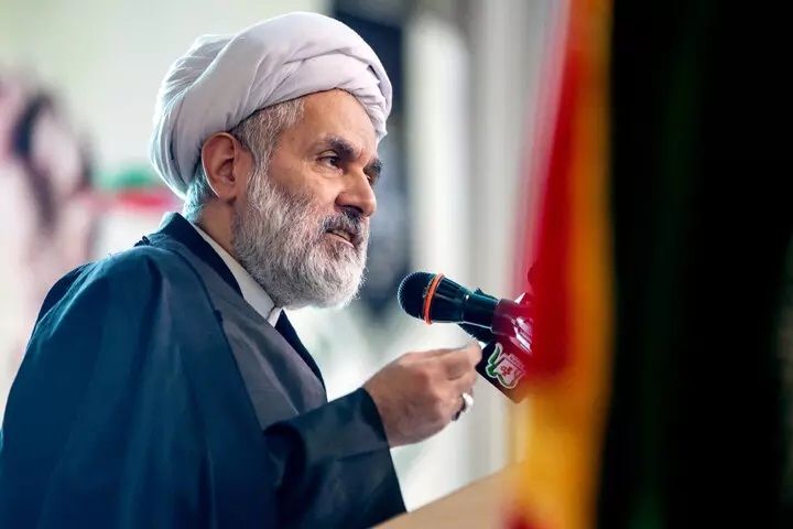 طعنه تند مشاور فرمانده سپاه به دولت روحانی