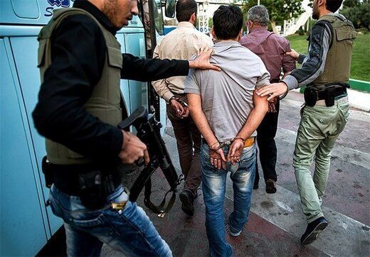 بازداشت قاچاقچیان حین انتقال موادمخدر به تهران